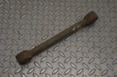 Pezzo di ricambio per auto di seconda mano BRACCIO SOSPENSIONE POSTERIORE INFERIORE DESTRO per SSANGYONG KORANDO  Riferimenti OEM IAM   