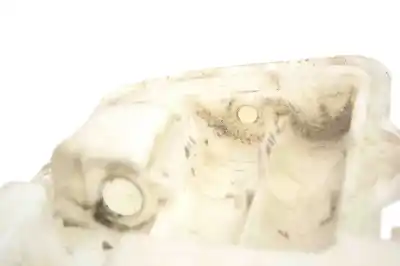 Second-hand car spare part windscreen washer bottle for bmw 3 e90 (2004-2011) sedan oem iam references 7124231,7068998,7068996,7117842  