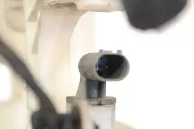 Second-hand car spare part windscreen washer bottle for bmw 3 e90 (2004-2011) sedan oem iam references 7124231,7068998,7068996,7117842  