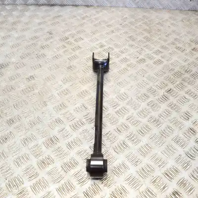 Pezzo di ricambio per auto di seconda mano braccio sospensione posteriore inferiore destro per tesla model 3 (2018-..) sedan riferimenti oem iam 1044444-00-a  