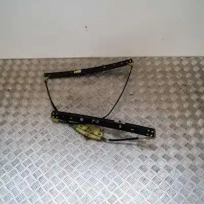 Pièce détachée automobile d'occasion LÉVE GLACE AVANT DROIT pour AUDI Q7 4L  Références OEM IAM 4L0837462A  
