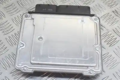 Peça sobressalente para automóvel em segunda mão CENTRALINA DE MOTOR UCE por OPEL INSIGNIA A G09  Referências OEM IAM 1039S42621,55577674,0281017452,55575350  