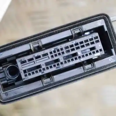 Peça sobressalente para automóvel em segunda mão porta da frente esquerda por jaguar i-pace x590 (2018-..) off-road referências oem iam t4k1542  