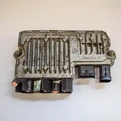 Pièce détachée automobile d'occasion CALCULATEUR MOTEUR ECU pour PEUGEOT 208  Références OEM IAM 967834228096782921809678273280  