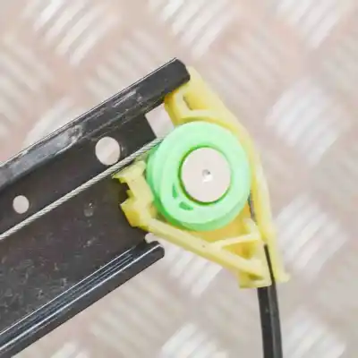 Pezzo di ricambio per auto di seconda mano alzacristalli anteriore destro per skoda octavia iii 5e3 (2012-2021) riferimenti oem iam 1021-c05537-105,5e0837462b  