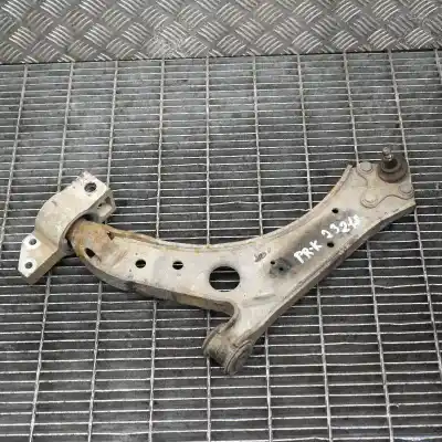 Peça sobressalente para automóvel em segunda mão BRAÇO DE SUSPENSÃO INFERIOR ESQUERDO DIANTEIRO por AUDI A3 8P1  Referências OEM IAM 1K0407853E  