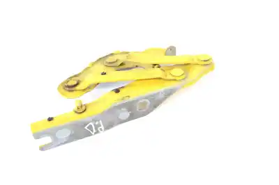 Second-hand car spare part RIGHT FRONT HOOD HINGE for AUDI A1 SPORTBACK 8XA, 8XF  OEM IAM references 8X0823302A  