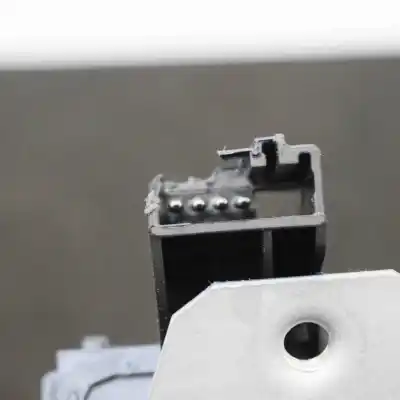 Peça sobressalente para automóvel em segunda mão fechadura do mala por ford focus iii (2010-2020) referências oem iam 8m51-r442a66-dc  