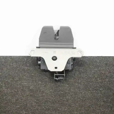 Peça sobressalente para automóvel em segunda mão fechadura do mala por ford focus iii (2010-2020) referências oem iam 8m51-r442a66-dc  