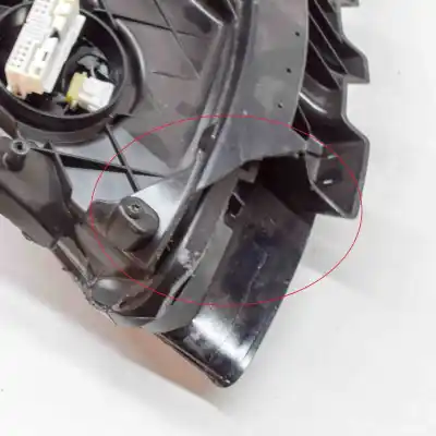 Second-hand car spare part right headlight for tesla model 3 (2018-..) sedan oem iam references 1077380-00-c  