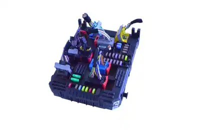 Pezzo di ricambio per auto di seconda mano modulo comfort per opel mokka (2020-..) off-road riferimenti oem iam 9832881080  