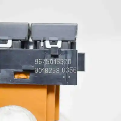 Peça sobressalente para automóvel em segunda mão QUADRANTE por PEUGEOT 2008  Referências OEM IAM 96750153ZD  