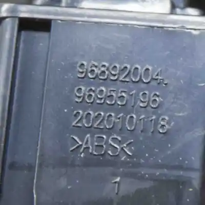 Pezzo di ricambio per auto di seconda mano interruttore per opel mokka / mokka x (2012-..) off-road riferimenti oem iam 96892004,96955196,95018461,95018463,95018470  