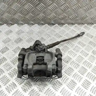 Автозапчастина б/у ЗАДНІЙ правий гальмівний супорт для VOLKSWAGEN T-ROC A11  Посилання на OEM IAM 5Q0615424E,5Q0615406GP  