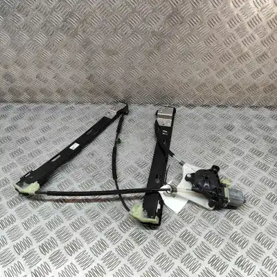 Автозапчастина б/у РЕГУЛЯТОР ПЕРЕДНЬОГО ПРАВОГО СКЛА для VOLKSWAGEN T-ROC A11  Посилання на OEM IAM 2GA837462F,5Q0959801A  