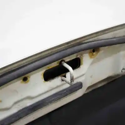 Автозапчастина б/у капок для mitsubishi pajero ii (v3_w) 3.2 did 4wd посилання на oem iam mr485951  