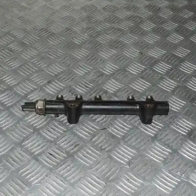 İkinci el araba yedek parçası ENJEKTÖR RAMPASI için CITROEN BERLINGO B9  OEM IAM referansları 9685297580  