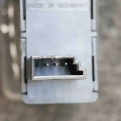 Peça sobressalente para automóvel em segunda mão botão / interruptor elevador vidro traseiro esquerdo por bmw 3 e90 (2004-2011) sedan referências oem iam 6945874  