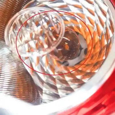 Second-hand car spare part right tailgate light for dacia duster (2010-2018) oem iam references   