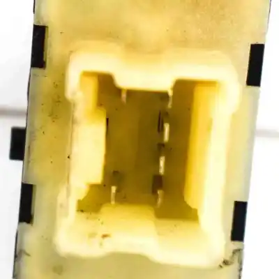 Second-hand car spare part left front power window switch for dacia duster (2010-2018) oem iam references 254217475r  