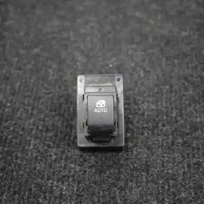 Автозапчасти б/у ВЫКЛЮЧАТЕЛЬ ПЕРЕДНЕГО ПРАВОГО ОКНА за KIA CEE\´D SW ED  ссылки OEM IAM 93575-1H100  