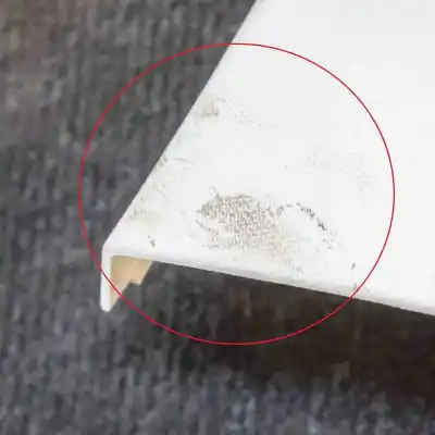 Peça sobressalente para automóvel em segunda mão moldagem por ford focus iii (2010-2020) referências oem iam bm51-a24582-a  