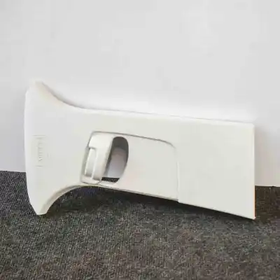 Peça sobressalente para automóvel em segunda mão MOLDAGEM por FORD FOCUS III  Referências OEM IAM BM51-A24582-AGW,BM51-A24582-A  