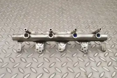 Pièce détachée automobile d'occasion RAMPE D'INJECTEUR pour AUDI TT 8J3  Références OEM IAM 06H906051A,06F133317L  