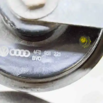 Автозапчасти б/у рог за audi a6 4f2, c6 (2004-2011) ссылки oem iam 4f0951221,4f0951229  