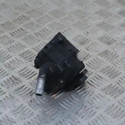 Peça sobressalente para automóvel em segunda mão BOMBA DE DIREÇÃO por AUDI A8 D3 4E2, 4E8  Referências OEM IAM 4E0145156B  