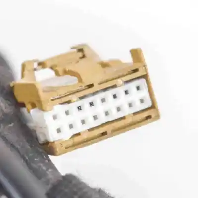 Pezzo di ricambio per auto di seconda mano retrovisore destro per audi a4 8e2, b6 (2000-2004) riferimenti oem iam e1010681  