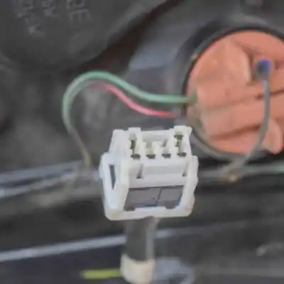 Second-hand car spare part right tailgate light for nissan note e11, ne11 (2005-2012) oem iam references 220-16752  