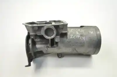 Автозапчасти б/у ПОДДЕРЖКА МАСЛЯНОГО ФИЛЬТРА за AUDI A3 8P1  ссылки OEM IAM 045115389E  