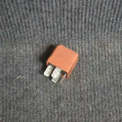 Second-hand car spare part FUSE BOX UNIT for OPEL VECTRA C  OEM IAM references 4R0007794-05,90491314  