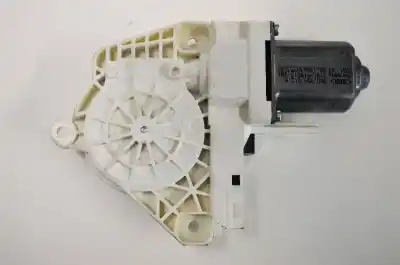 Piesă de schimb auto la mâna a doua MOTORAS MACARA GEAM SPATE DREAPTA pentru AUDI Q3 8U  Referințe OEM IAM 8K0959812A  