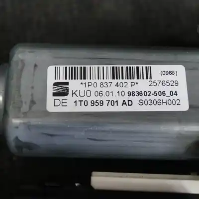 Peça sobressalente para automóvel em segunda mão motor elevador vidro dianteiro direito por seat leon (1p1) leon (1p1) (2005 - 2012) referências oem iam 1t0959701ad  