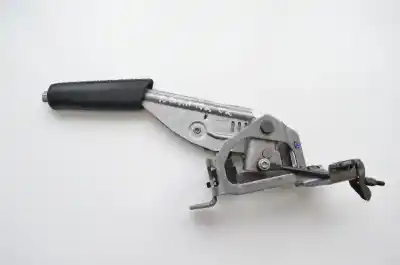 Pièce détachée automobile d'occasion LEVIER DE FREIN A MAIN pour SKODA OCTAVIAII 1Z3  Références OEM IAM 1Z2711303C,1J0947561  