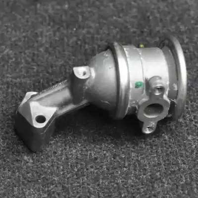 Автозапчастина б/у клапан egr для audi q5 (8rb) 2.0 tdi посилання на oem iam 06e131101e  