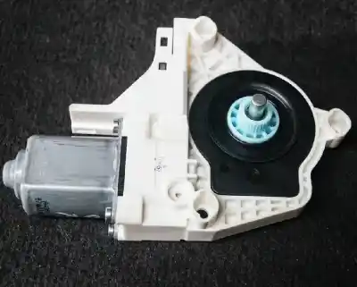 Pezzo di ricambio per auto di seconda mano MOTORE ALZACRISTALLI POSTERIORE SINISTRO per AUDI Q3 8U  Riferimenti OEM IAM 8K0959811A  
