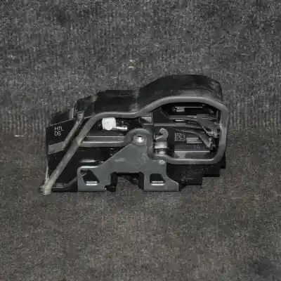 Second-hand car spare part REAR LEFT DOOR LOCK for BMW 3 TOURING F31  OEM IAM references 7202147  
