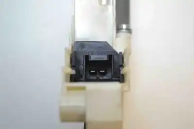 Автозапчастина б/у двиг скла задне ліво для audi a4 8k2, b8 (2007-2015) посилання на oem iam 8k0959811  