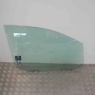 Peça sobressalente para automóvel em segunda mão VIDRO DA PORTA DIANTEIRA DIREITA por VOLKSWAGEN TOURAN 1T1, 1T2  Referências OEM IAM 43R-001582  