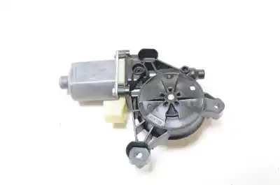 Pièce détachée automobile d'occasion MOTEUR LÈVE VITRE AVANT GAUCHE pour VOLKSWAGEN GOLF VII 5G1, BQ1, BE1, BE2  Références OEM IAM 5Q0959801B  