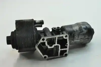 Pezzo di ricambio per auto di seconda mano RADIATORE OLIO MOTORE per VOLKSWAGEN PASSAT B6 3C2  Riferimenti OEM IAM 045115389K  