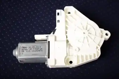 İkinci el araba yedek parçası SAG ÖN CAM MOTORU için AUDI A7 SPORTBACK 4GA, 4GF  OEM IAM referansları 8K0959802B  