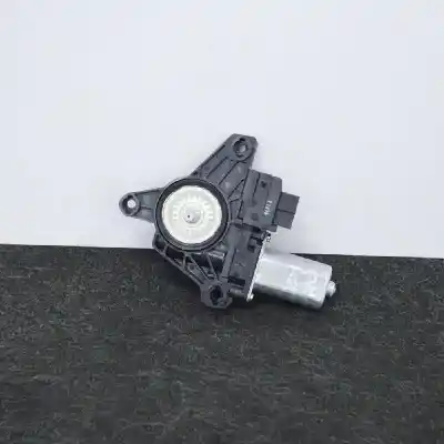 Pièce détachée automobile d'occasion MOTEUR LÈVE VITRE ARRIÈRE DROITE pour MERCEDES-BENZ E W213  Références OEM IAM A2139060602  