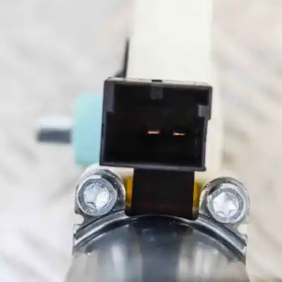 Peça sobressalente para automóvel em segunda mão motor elevador vidro dianteiro direito por audi q5 (8rb) 2.0 tdi referências oem iam 5q4959802b  