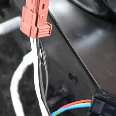 Peça sobressalente para automóvel em segunda mão espelho retrovisor esquerdo por peugeot 208 (2012-2020) referências oem iam e20211047  