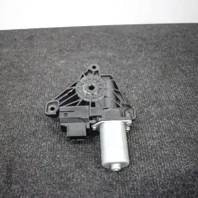 Pièce détachée automobile d'occasion MOTEUR LÈVE VITRE ARRIÈRE DROITE pour MERCEDES-BENZ E W213  Références OEM IAM A2139060602  