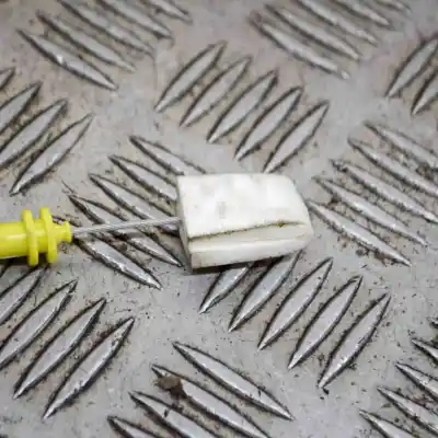 Second-hand car spare part rear right door lock for tesla model 3 (2018-..) sedan oem iam references 1500675-00-a  